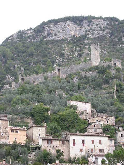 Le mura di Ferentillo